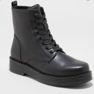 Women's Dayton Combat Boots - Wild Fable Size 6.5